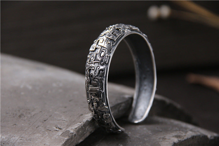 Embossed Personality Gluttonous Bracelet, Thai Silver Distressed