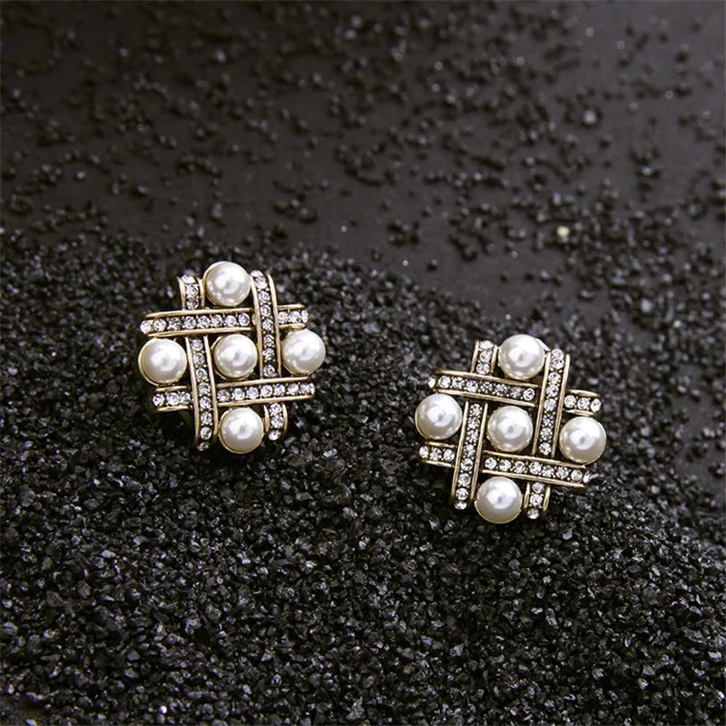 Boucles d'oreilles LUBOV : nouveaux bijoux tendance
