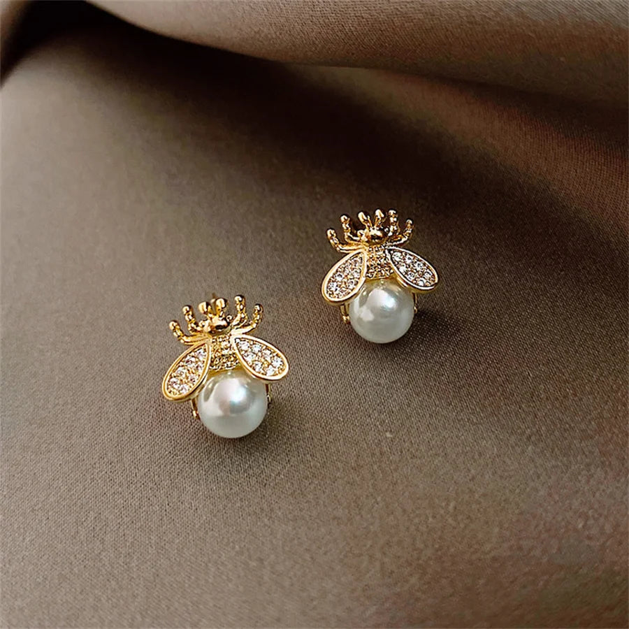 NOUVELLES boucles d'oreilles à tige en perles d'abeille de style coréen