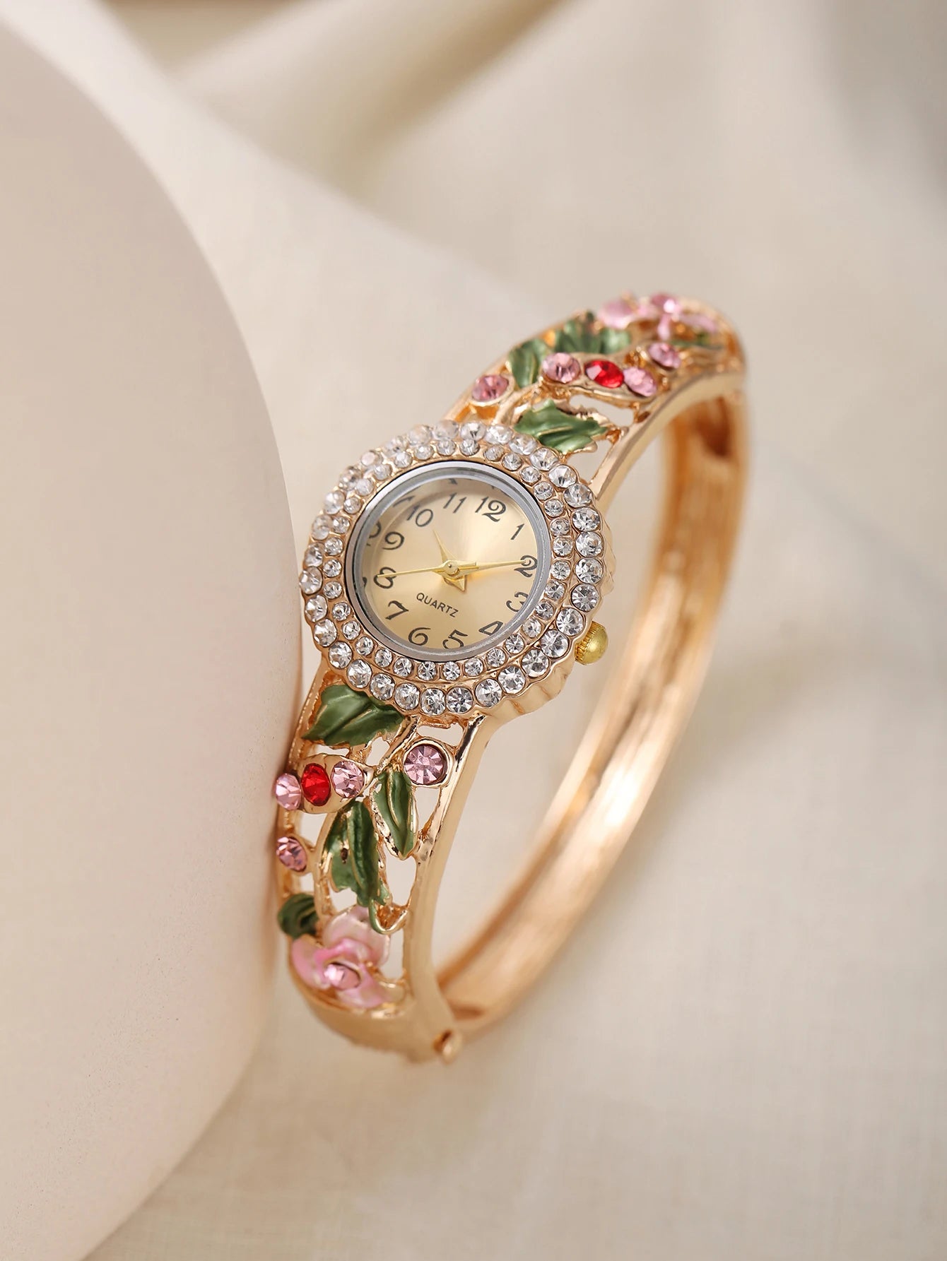 Women's New  RetroLight Luxury Rare Quartz Bracelet Watch